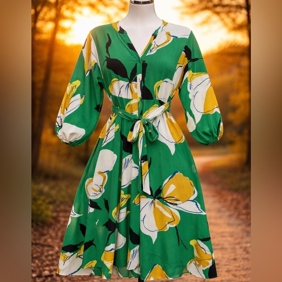 Premier Amour Green and Yellow Patterned Dress - Picture 2 of 10